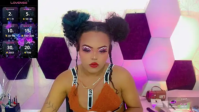 Snapshot of KayleighDreams_ chatting on February 18, 2026, 2:42 am KayleighDreams online show from February 18, 2026, 2:42 am