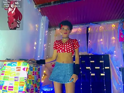 Snapshot of KayleighDreams_ chatting on September 13, 2025, 1:33 pm KayleighDreams online show from September 13, 2025, 1:33 pm