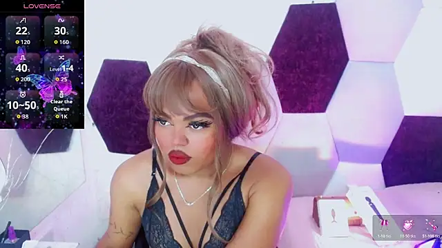 Snapshot of KayleighDreams_ chatting on February 14, 2026, 2:50 pm KayleighDreams online show from February 14, 2026, 2:50 pm