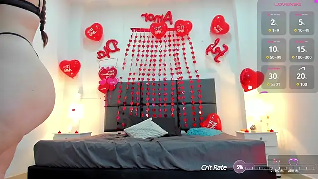 Snapshot of Aslhyn_Gomez chatting on February 15, 2025, 6:44 pm Aslhyn Gomez online show from February 15, 2025, 6:44 pm