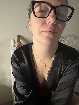 BeatriceTender online show from February 23, 2026, 7:36 pm