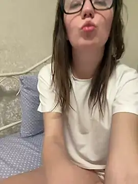 Snapshot of BeatriceTender chatting on February 5, 2025, 8:25 pm BeatriceTender online show from February 5, 2025, 8:25 pm