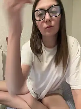 Snapshot of BeatriceTender chatting on February 13, 2025, 6:05 pm BeatriceTender online show from February 13, 2025, 6:05 pm