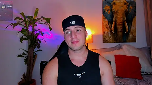 Snapshot of liam_oficial02 chatting on March 22, 2025, 9:13 am liam oficial02 online show from March 22, 2025, 9:13 am