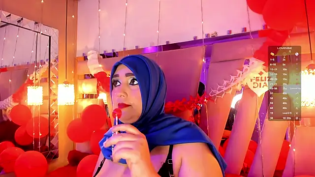 Snapshot of HijabiMilf chatting on February 14, 2025, 1:51 pm HijabiMilf online show from February 14, 2025, 1:51 pm