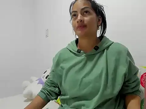 Snapshot of SamanthaBeke chatting on April 26, 2026, 4:32 am SamanthaBeke online show from April 26, 2026, 4:32 am