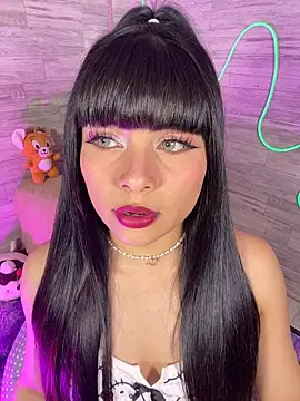 Snapshot of Bubalu_Uwwu chatting on November 6, 2025, 12:58 am Bubalu Uwwu online show from November 6, 2025, 12:58 am