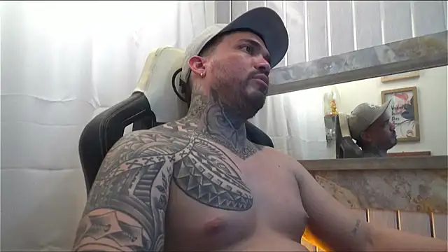 Snapshot of Angel_sex_latin chatting on October 14, 2025, 3:29 am Angel sex latin online show from October 14, 2025, 3:29 am