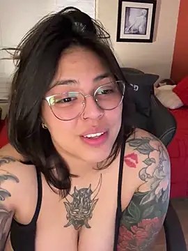 Snapshot of miacanela_xo chatting on March 3, 2025, 3:16 am miacanela xo online show from March 3, 2025, 3:16 am