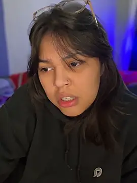 miacanela xo online show from December 15, 2025, 1:11 am