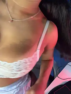 Snapshot of Melisa_Ester chatting on February 22, 2026, 4:15 am Melisa Ester online show from February 22, 2026, 4:15 am