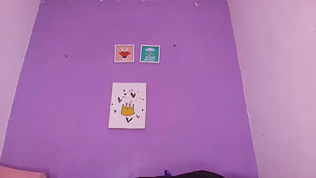 vale ross  online show from March 22, 2025, 9:13 am