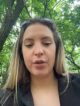 LiliMorganxxx online show from April 28, 2026, 10:30 am