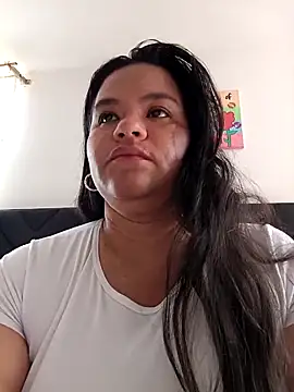 Snapshot of Julieta-tits chatting on May 1, 2026, 4:45 pm Julieta-tits online show from May 1, 2026, 4:45 pm