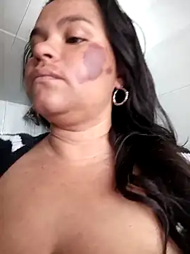 Snapshot of Julieta-tits chatting on April 21, 2026, 5:41 pm Julieta-tits online show from April 21, 2026, 5:41 pm