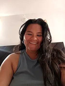 Snapshot of Julieta-tits chatting on May 2, 2026, 8:25 pm Julieta-tits online show from May 2, 2026, 8:25 pm