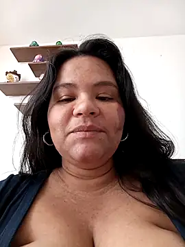 Snapshot of Julieta-tits chatting on February 9, 2026, 1:31 pm Julieta-tits online show from February 9, 2026, 1:31 pm