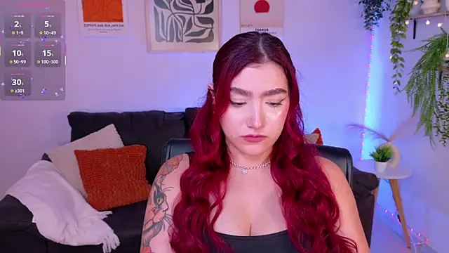 Snapshot of ViolettCastel chatting on April 24, 2026, 7:38 pm ViolettCastel online show from April 24, 2026, 7:38 pm