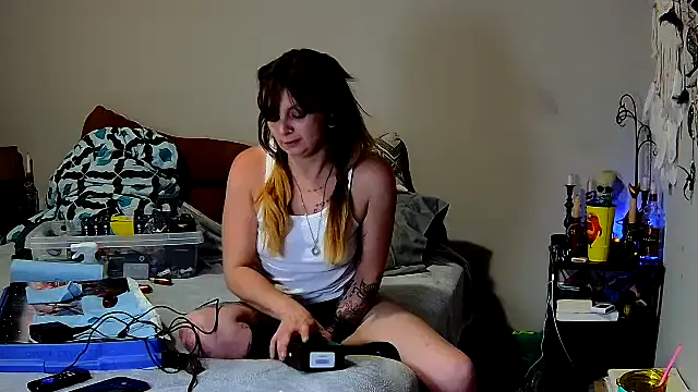 Snapshot of ZeelaXoXo chatting on November 30, 2025, 6:25 am ZeelaXoXo online show from November 30, 2025, 6:25 am