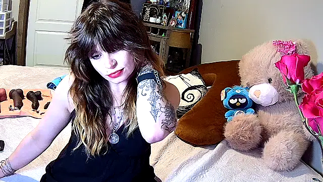 Snapshot of ZeelaXoXo chatting on February 14, 2026, 5:51 am ZeelaXoXo online show from February 14, 2026, 5:51 am