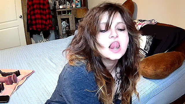 Snapshot of ZeelaXoXo chatting on January 12, 2026, 7:42 pm ZeelaXoXo online show from January 12, 2026, 7:42 pm