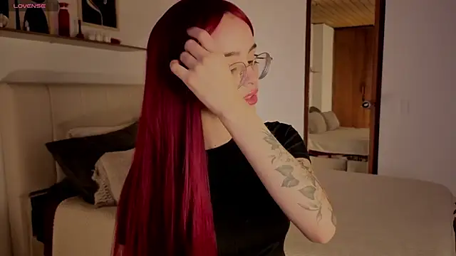 Roxxy mora online show from October 20, 2025, 10:10 pm