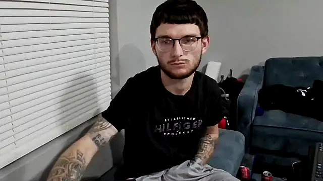 hungkubenski online show from November 29, 2025, 4:12 am