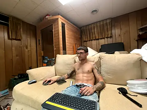 hungkubenski online show from October 22, 2025, 10:36 am