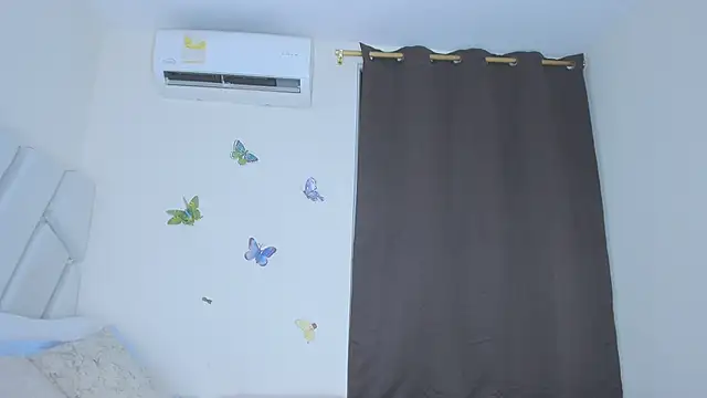 sofiacastillo01 online show from February 14, 2026, 3:51 am