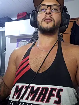 Snapshot of SexyBoyRJ chatting on December 7, 2024, 1:24 pm SexyBoyRJ online show from December 7, 2024, 1:24 pm