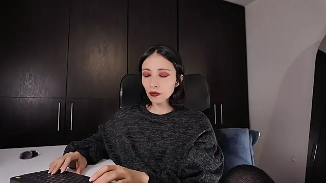 Edranah online show from April 25, 2026, 11:02 pm