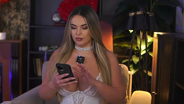 EvaSunderland online show from March 20, 2026, 12:06 pm