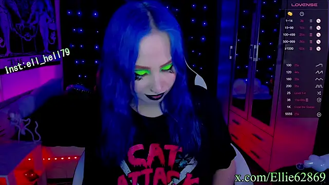 Snapshot of Kitty_goth chatting on March 9, 2025, 2:50 am Kitty goth online show from March 9, 2025, 2:50 am