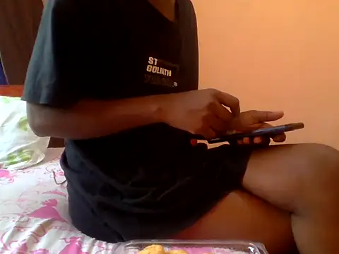 Sweetrata  online show from March 8, 2026, 10:18 am