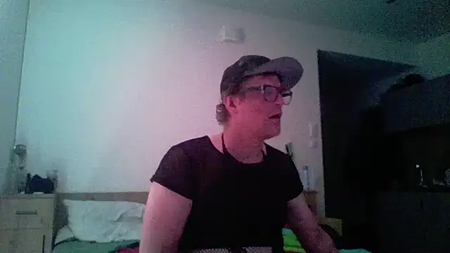 Bigthroaterboy online show from April 21, 2026, 2:51 am