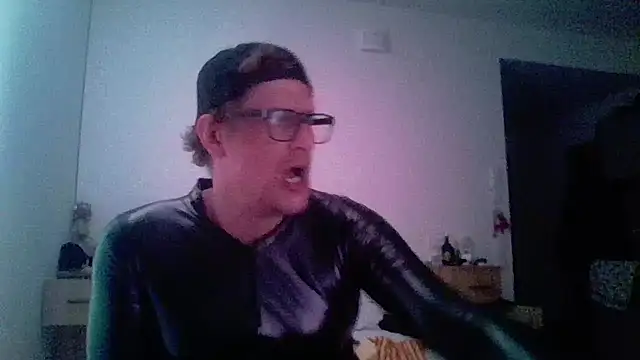 Bigthroaterboy online show from March 21, 2026, 4:35 am