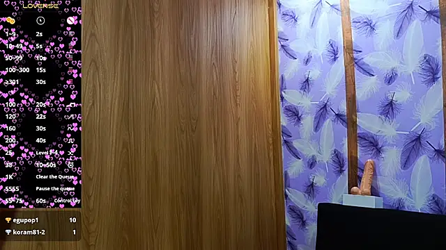 Molly ADY online show from December 5, 2025, 9:12 pm