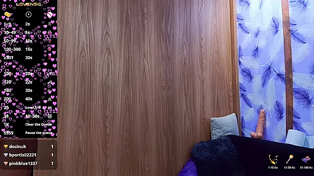 Molly ADY online show from November 20, 2025, 7:25 pm