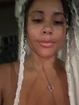 HaileyDiana online show from September 13, 2025, 7:14 pm