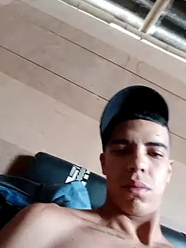 Restrepo300 online show from April 30, 2026, 1:29 pm