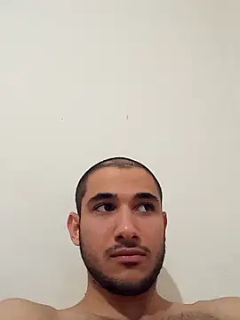 Snapshot of Manisa_sikici chatting on April 22, 2026, 6:25 pm Manisa sikici online show from April 22, 2026, 6:25 pm