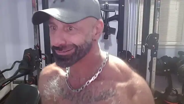 Snapshot of DaddySnowXX chatting on November 1, 2025, 2:18 am DaddySnowXX online show from November 1, 2025, 2:18 am