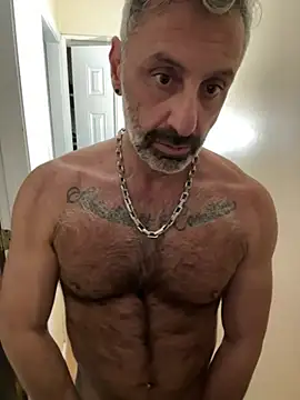 Snapshot of DaddySnowXX chatting on January 22, 2025, 3:52 am DaddySnowXX online show from January 22, 2025, 3:52 am