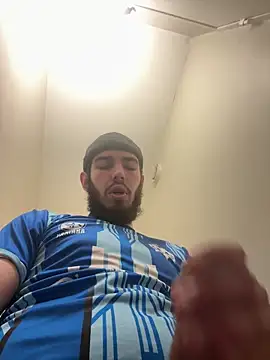 xhxmdnx online show from April 19, 2026, 6:32 pm