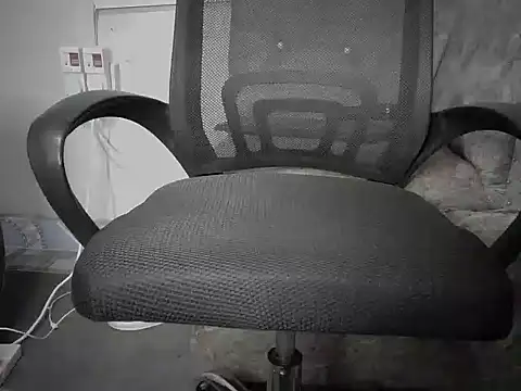 SweetWhisper online show from July 27, 2026, 5:31 pm