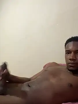 Shuggyderek online show from April 17, 2026, 6:22 pm