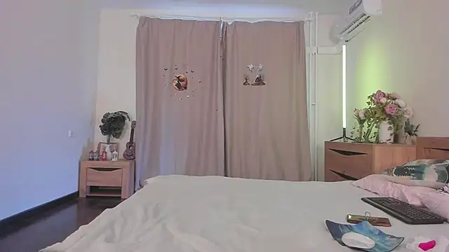 kate doroty online show from November 25, 2025, 10:59 am