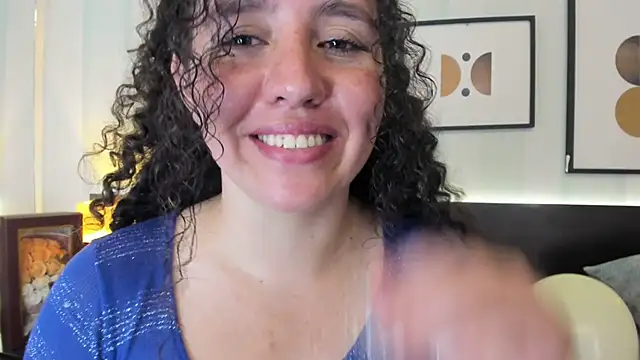 Snapshot of Valeria__soler chatting on March 1, 2025, 7:15 pm Valeria soler online show from March 1, 2025, 7:15 pm