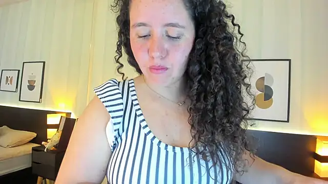 Snapshot of Valeria__soler chatting on March 8, 2025, 3:24 pm Valeria soler online show from March 8, 2025, 3:24 pm
