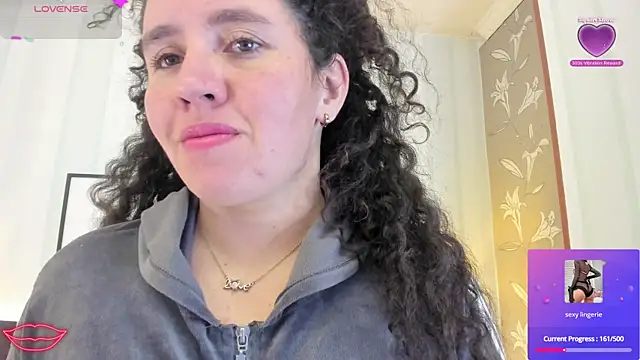 Snapshot of Valeria__soler chatting on March 17, 2025, 12:46 pm Valeria soler online show from March 17, 2025, 12:46 pm